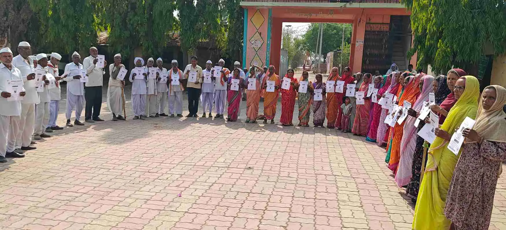 Free Life Certificate Distribution for Senior Citizens